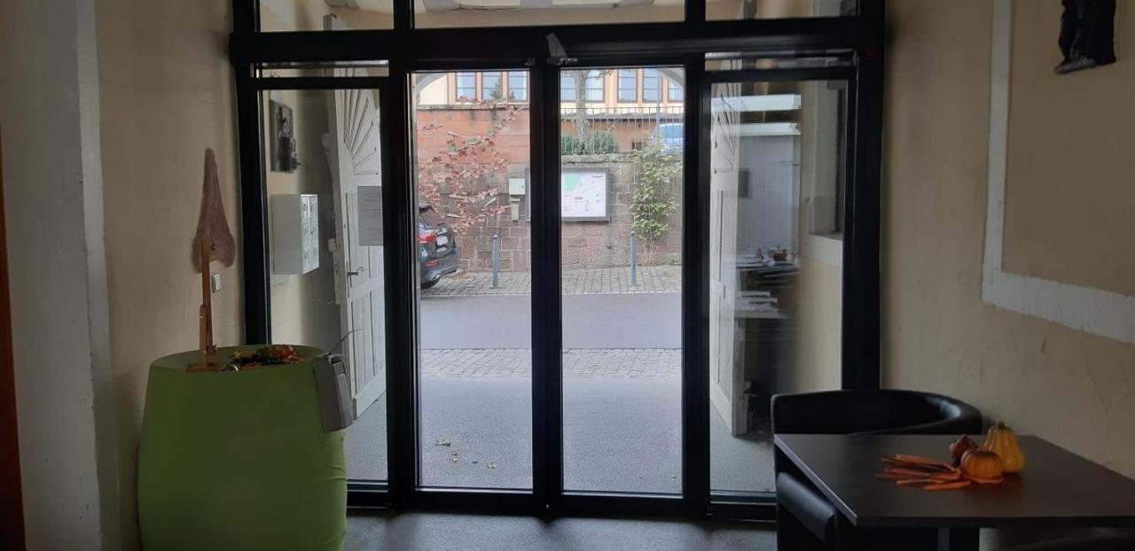 Zum Kronprinzen Hotel Garni Weyher Luaran gambar