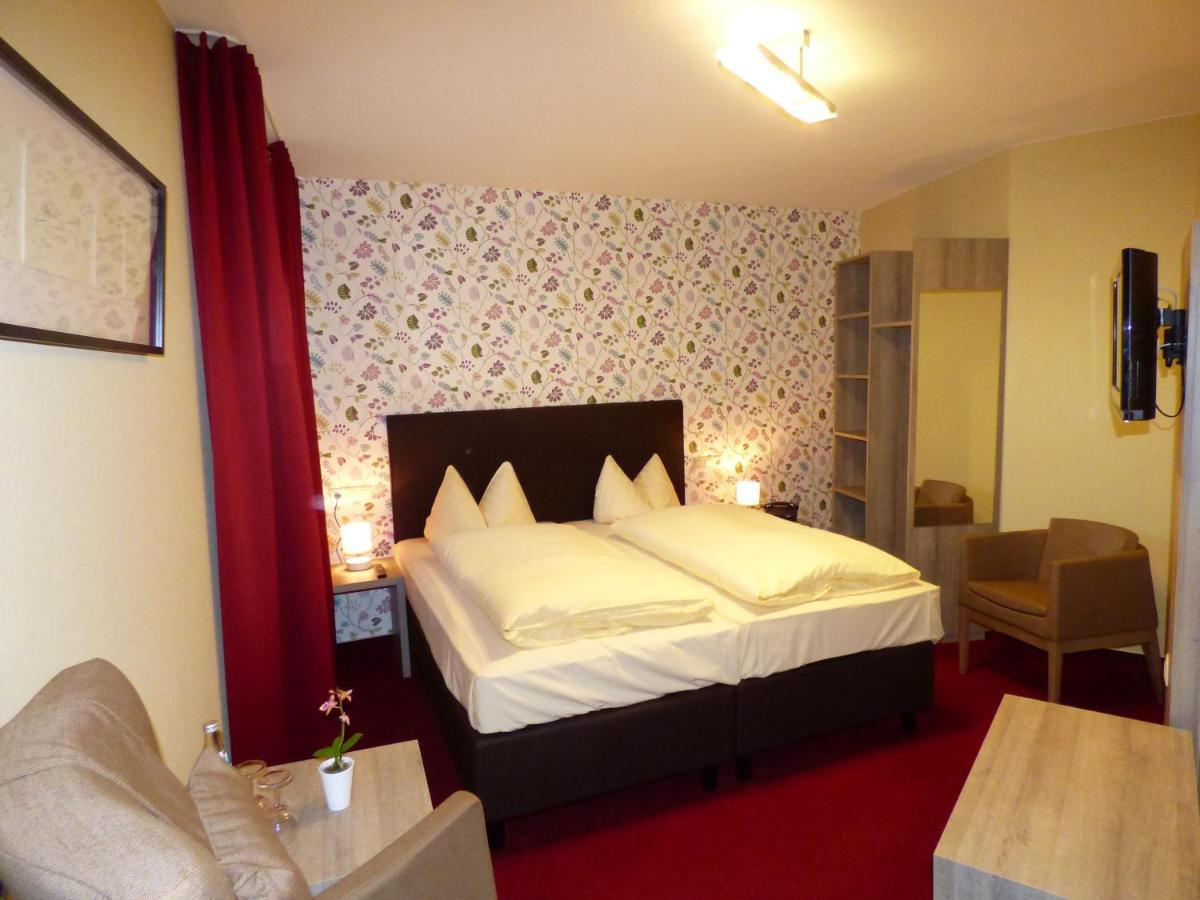 Zum Kronprinzen Hotel Garni Weyher Luaran gambar